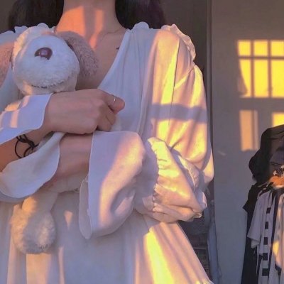 喝得酩酊大醉的辉煌死：国家讽刺的故事